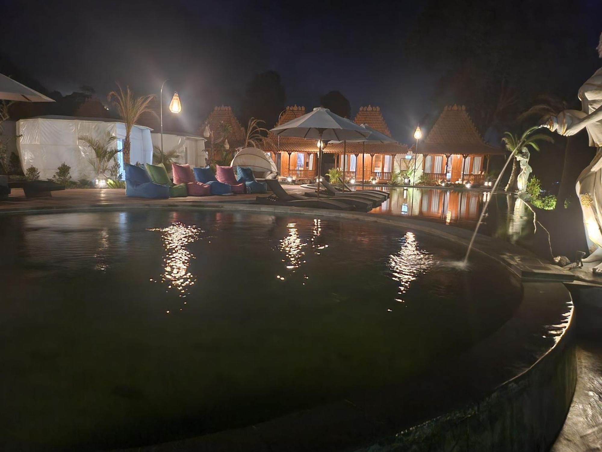 Starlake Villa & Glamping Kubupenlokan Exterior foto